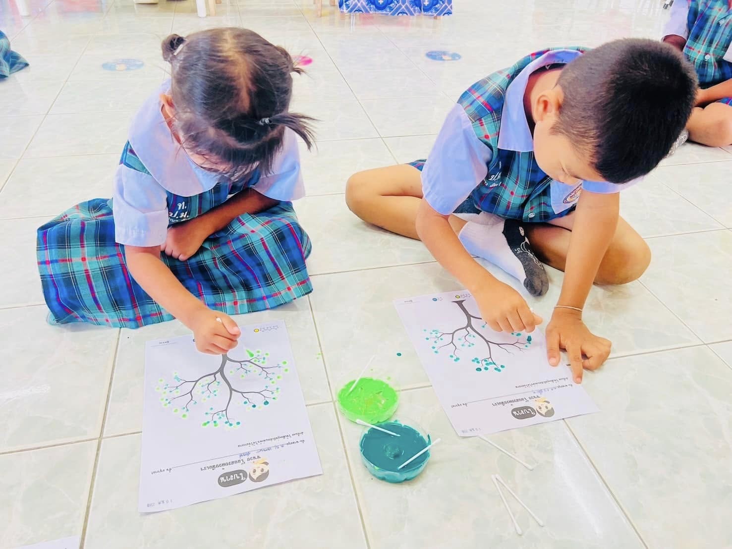 👩‍💼ผู้อำนวยการสถานศึกษา เยี่ยมชมการจัดกิจกรรมการเรียนการสอนระดับชั้นอนุบาล 1
     📍วันศุกร์ ที่ 10 มกราคม 2568
➡️ นางบุตรชรี ปรีดาศักดิ์  ผู้อำนวยการสถานศึกษา  โรงเรียนเทศบาลบ้านปากวีป มิตรภาพที่ 124  ได้เข้าเยี่ยมชมและให้กำลังใจ คุณครูและนักเรียนระดับชั้นอนุบาล 1 ในการทำกิจกรรมศิลปะสร้างสรรค์ 
หน่วย โลกสวยด้วยมือเรา☘️☘️
